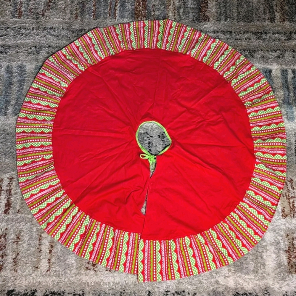 Christmas Tree Skirt Red Green 48 in By Viv&Lou 100% Cotton Bright Whimsical